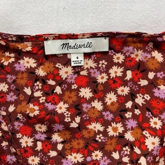 Madewell Silk Button-Sleeve Top in Spring Prairie - Picture 5 of 5